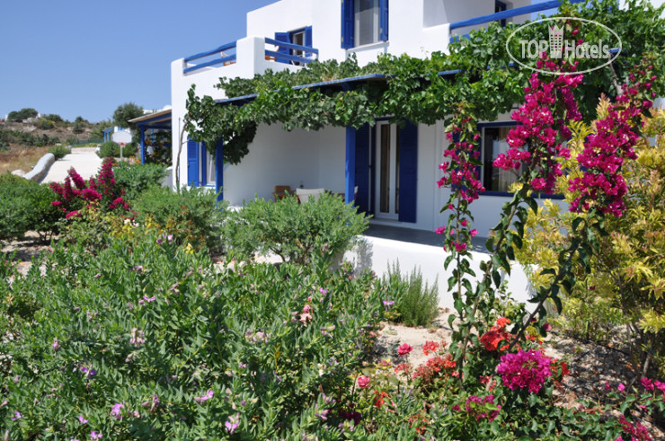 Фото Iliana Rooms & Apartments