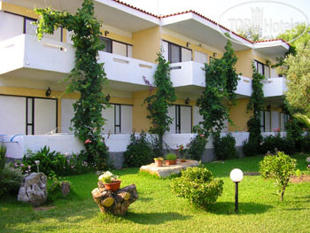 Hotelier's photos Lainis Studios 1*