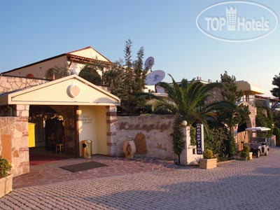 Hotelier's photos Bomo Kriopigi Hotel 4*