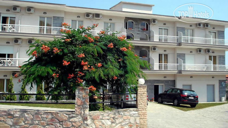 Hotel photo Vourvourou Hotel 2*