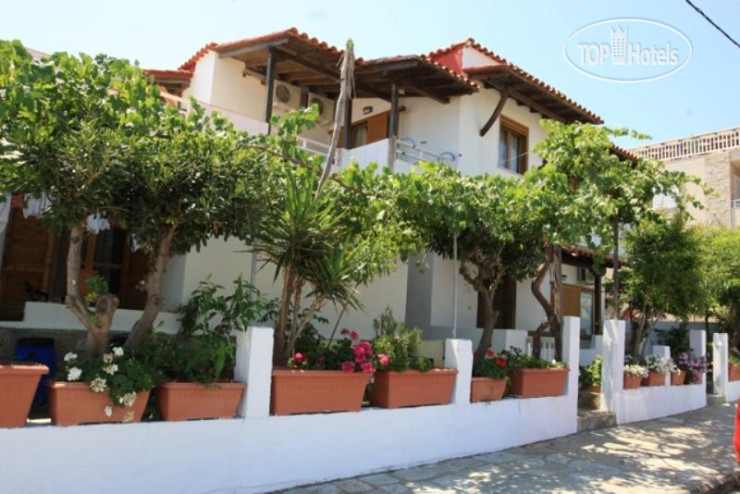 Hotelier's photos Sarti Paradise