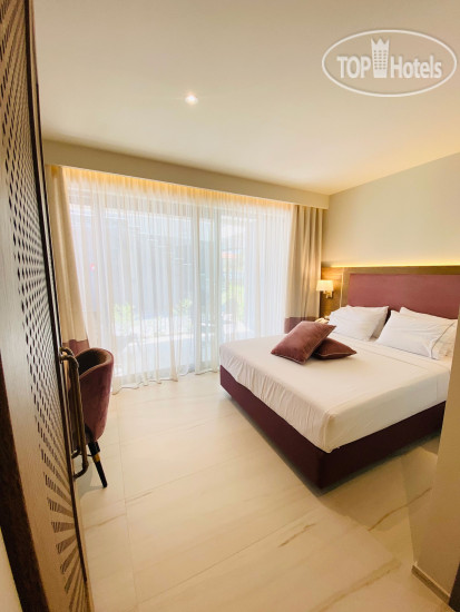 New photos from tourists Serenity Suites