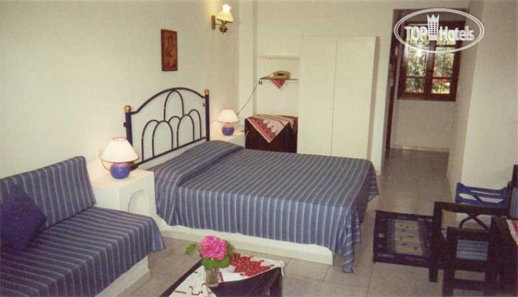 Новые добавленные фото туристов Porfi Beach 3*