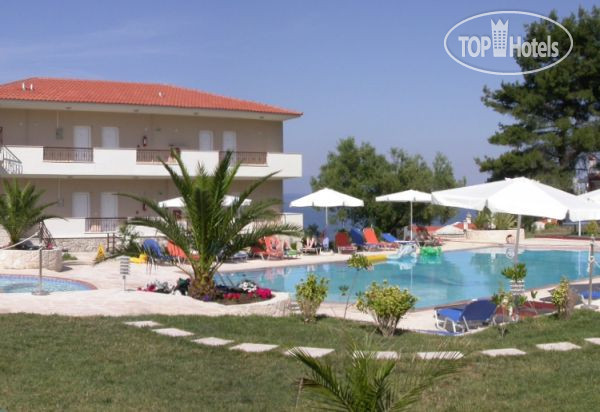 New photos from tourists Paradise Kriopigi 3*