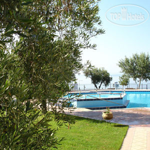 Фото Kouyoni Camping Bungalows