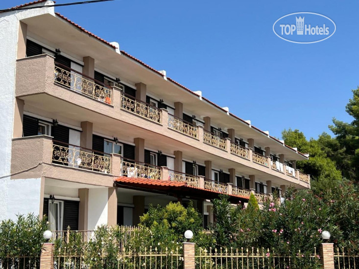 New photos from tourists Porto Matina 2*