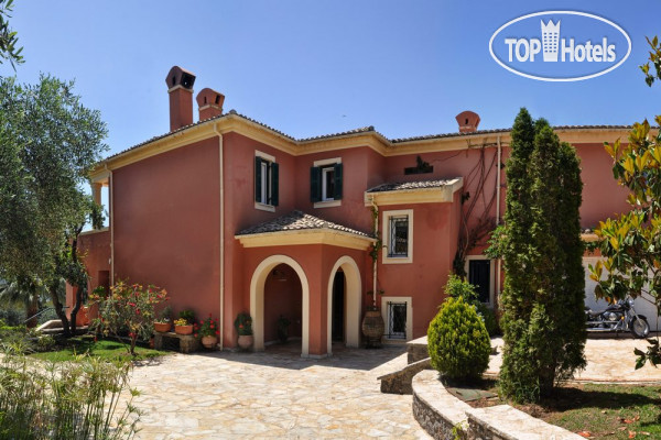 Hotelier's photos Kommeno Castle Luxury Villa