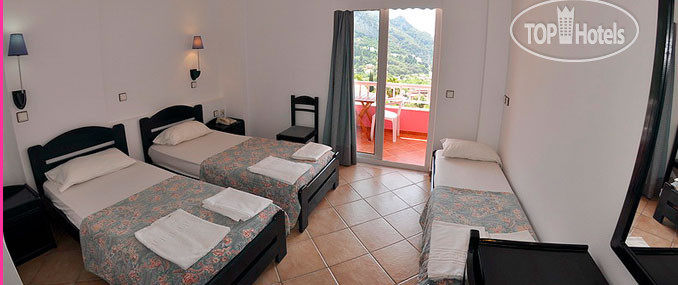 New photos from tourists Pink Palace
