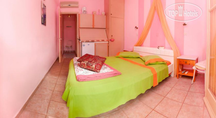 New photos from tourists Byronas Apartments