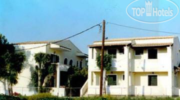 New photos from tourists Salvanos Beach Front APT