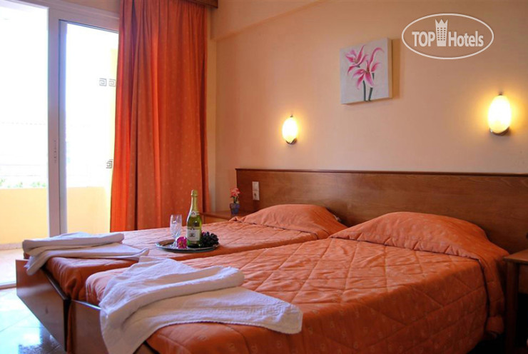 New photos from tourists Luisa Hotel