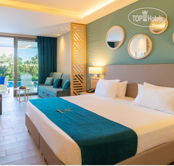 Hotelier's photos Almyros Beach Resort & SPA 5*