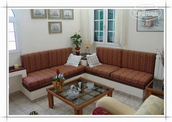 New photos from tourists Villa Skidi Beach