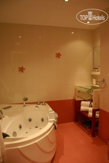 New photos from tourists Samos Hotel 2*