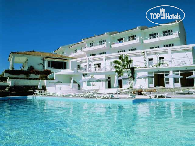 Hotelier's photos Maritsas Bay 3*