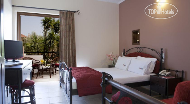New photos from tourists Villa Elia