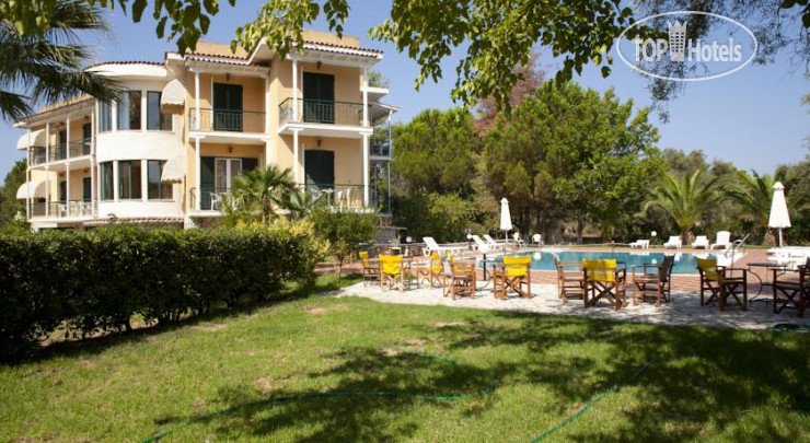 Hotelier's photos Adani Hotel 2*