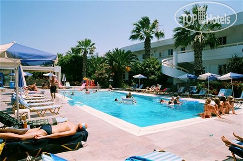 Hotelier's photos Paleos Apartments 4*