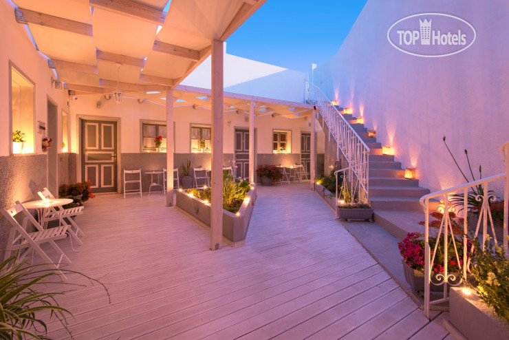 Hotelier's photos Lindos Harmony Suites 4*