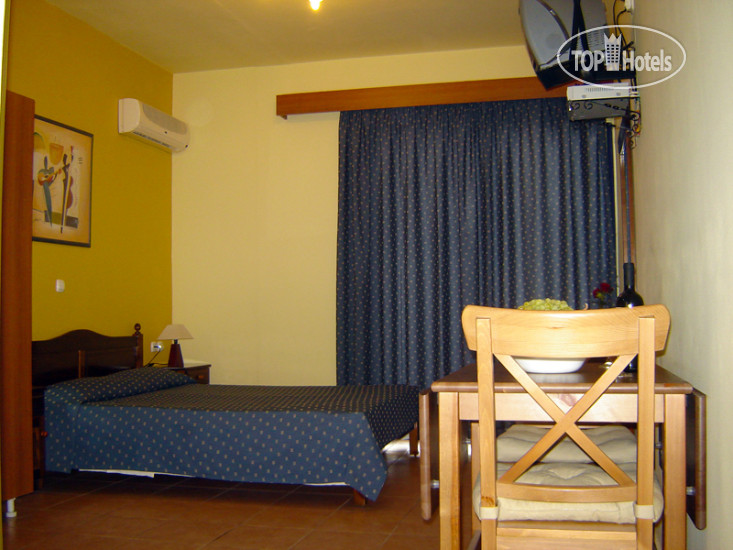 New photos from tourists Paraktio Beach Apartments 3*