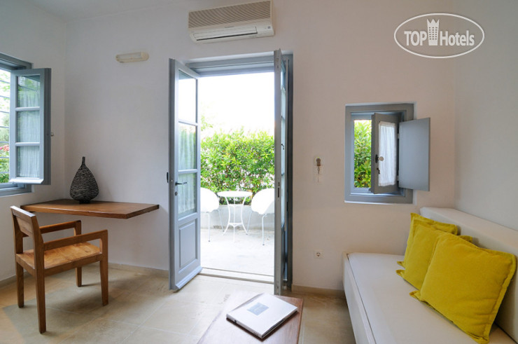 New photos from tourists Orloff Resort