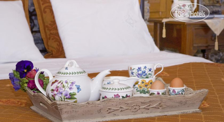 New photos from tourists Naoumidis Mansion