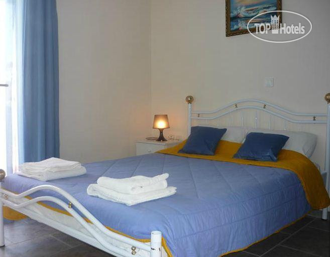 New photos from tourists Serifos Palace