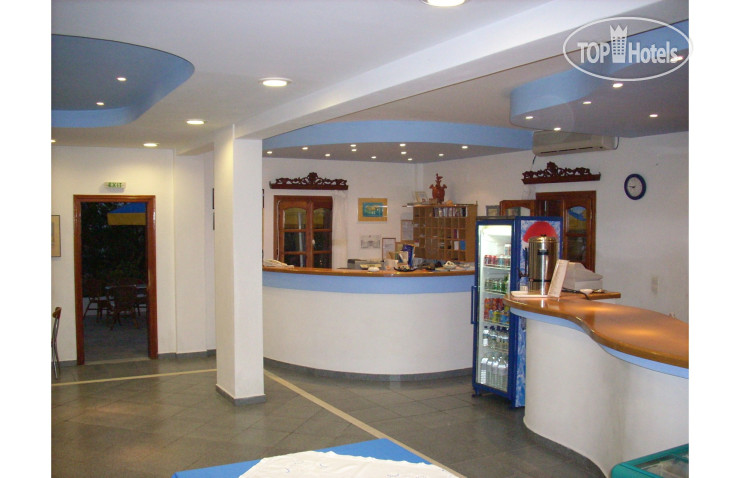 New photos from tourists Azolimnos Bay
