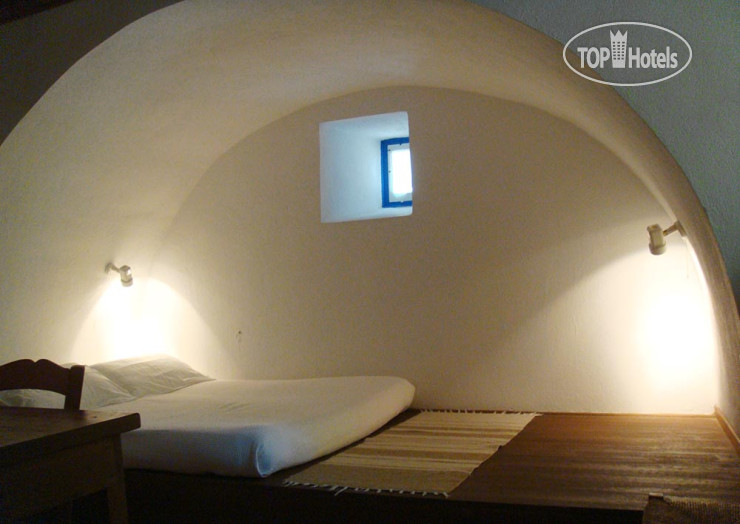 New photos from tourists Saxonis Houses