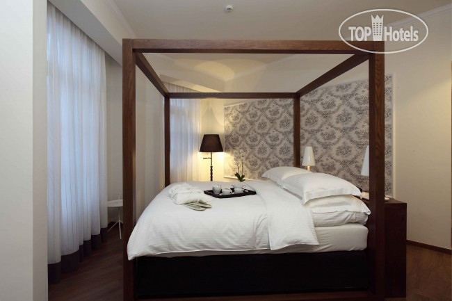 Фото Metropolis Hotel