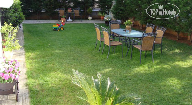 New photos from tourists Garden Villa