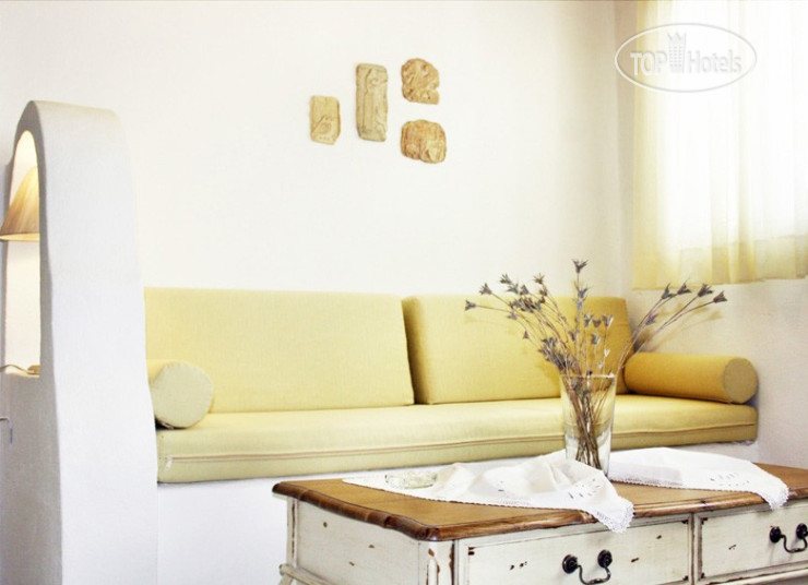 New photos from tourists Mariakis Luxury Studios