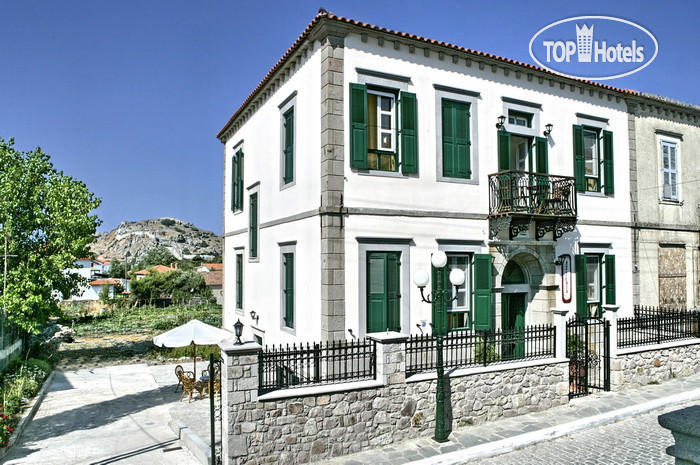 Hotelier's photos Artemis Traditional Resort 3*