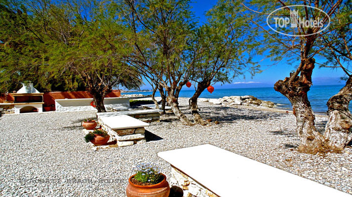 Новые добавленные фото туристов Vrachati Beach House 