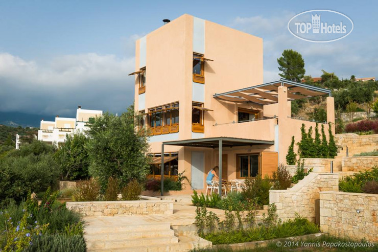 Hotelier's photos Mani Tower Villa