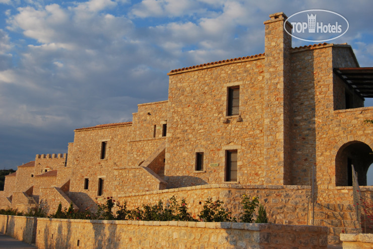 New photos from tourists Castello Antico 3*