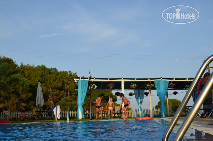 New photos from tourists Glyfa Beach Hotel