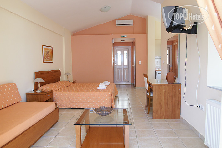 New photos from tourists Niriides