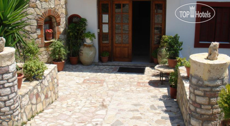 New photos from tourists ZagaMilos Hotel 2*
