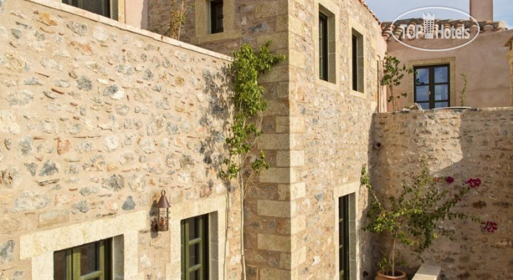 Hotel photo Moni Emvasis Luxury Suites 5*