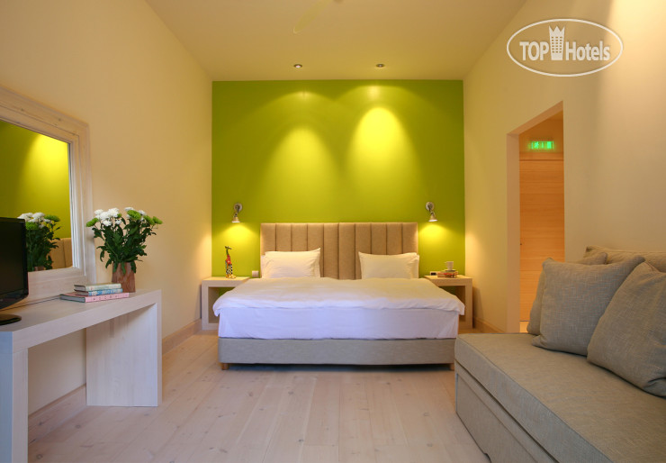 Hotelier's photos Seleni Suites Boutique Deluxe Hotel 4*