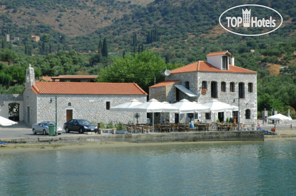 Hotel photo Kotronas Bay Bungalows 3*