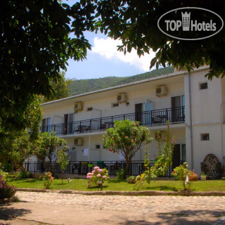 Фото La Kastania Studios