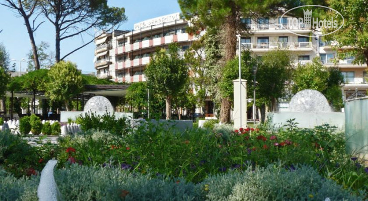 Hotelier's photos Dimokritos Hotel 2*