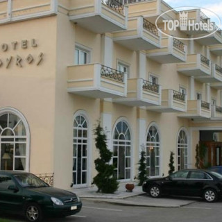 Фото Kouros Hotel