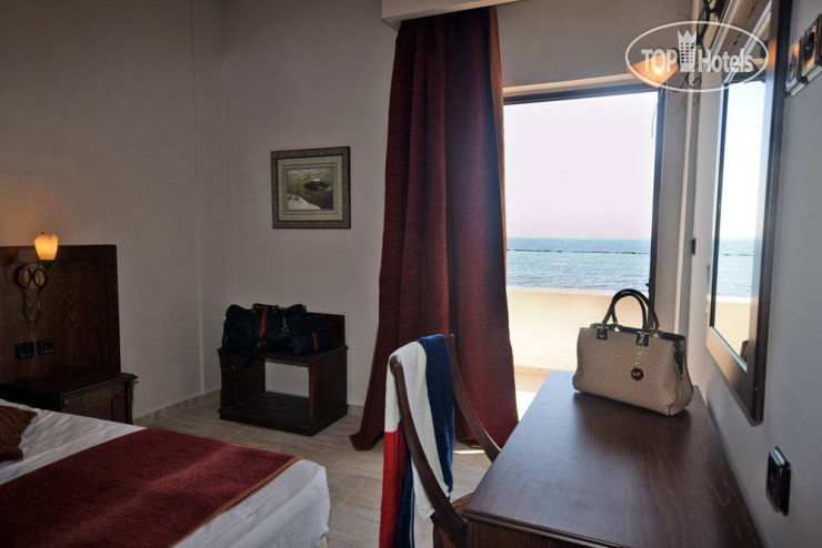 Hotel photo Paralia Beach 2*