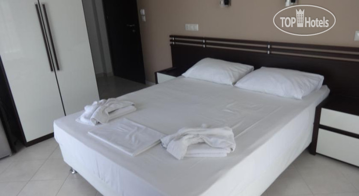 New photos from tourists Villa Klepsydra