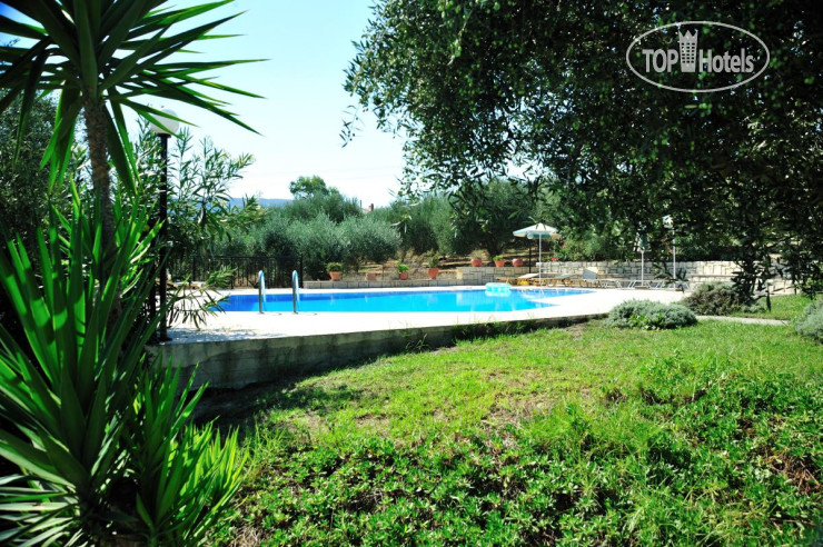 New photos from tourists Villas Lefkothea