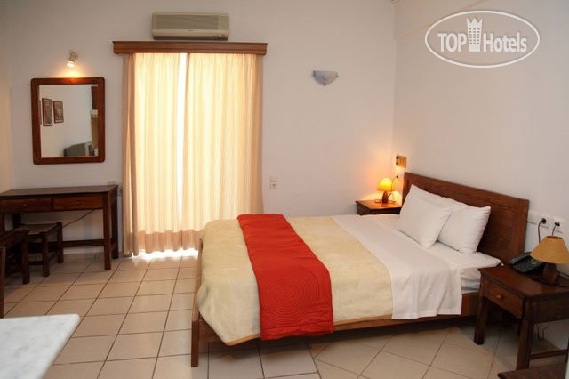 New photos from tourists Batis Beach Hotel