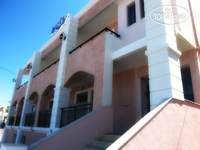Hotel photo Blue Sky Hotel Apartments 3*